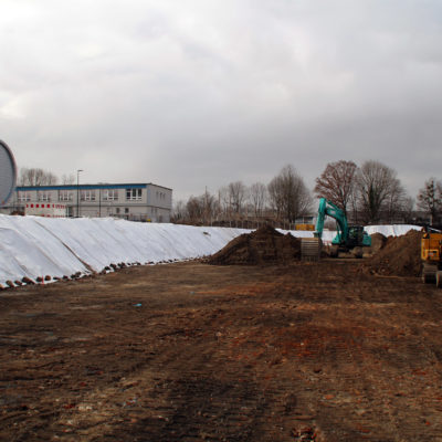 26.02.2022: Vorbereitung Baugrube neue Südtribüne Heinz-Steyer-Stadion