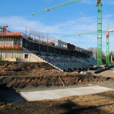 08.11.2022: Die Südtribüne im Heinz-Steyer-Stadion