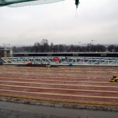09.03.2023: die Stahl-Lichtbrücke liegt bereit